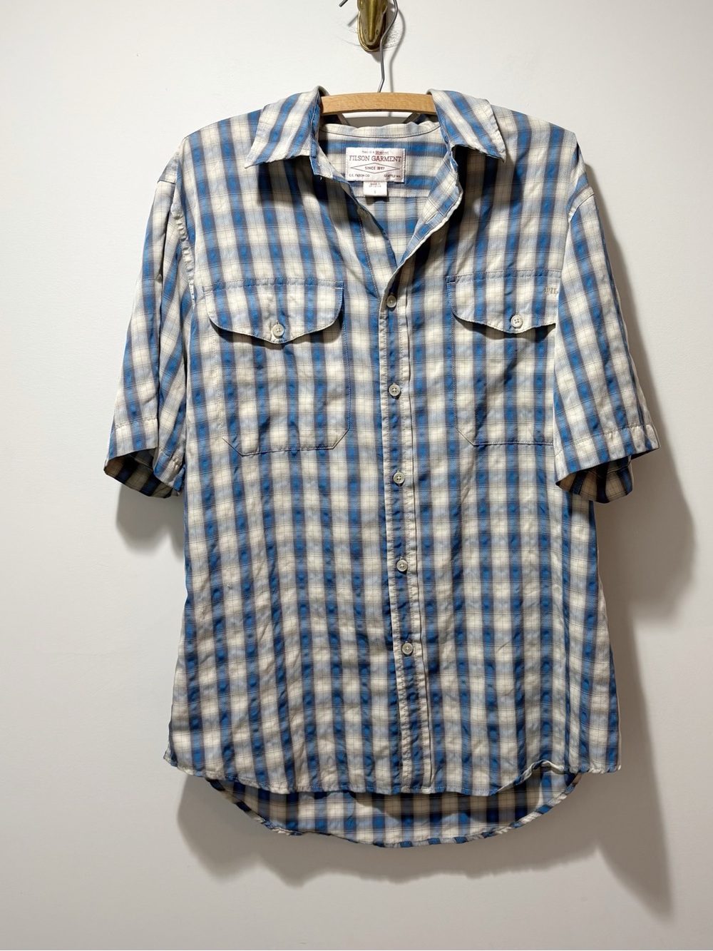 Filson Plaid Short Sleeve Button Up Shirt Size Small Fishing Outdoor Hiking